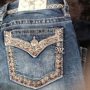 like new condition Miss Me jeans.